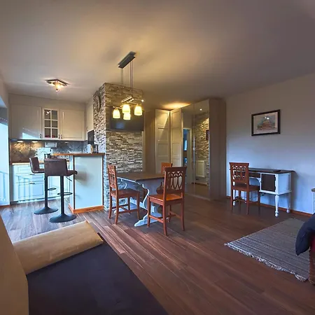 Einliegerwohnung In Einer Traumvilla