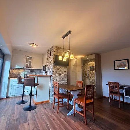 Lejlighed Einliegerwohnung In Einer Traumvilla *