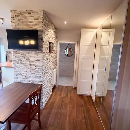 Einliegerwohnung In Einer Traumvilla