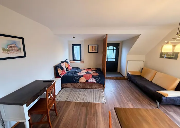 Einliegerwohnung In Einer Traumvilla